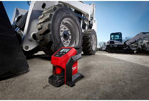 Milwaukee 2463-21RS M12 3/8-Inch Impact Wrench and Tire Inflator 1.5Ah Combo Kit